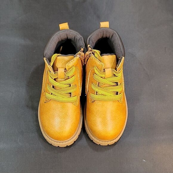 BRAND NEW CARTER BABY BOYS ROY CASUAL RUGGED HIGH TOP BOOT - Picture 2 of 16